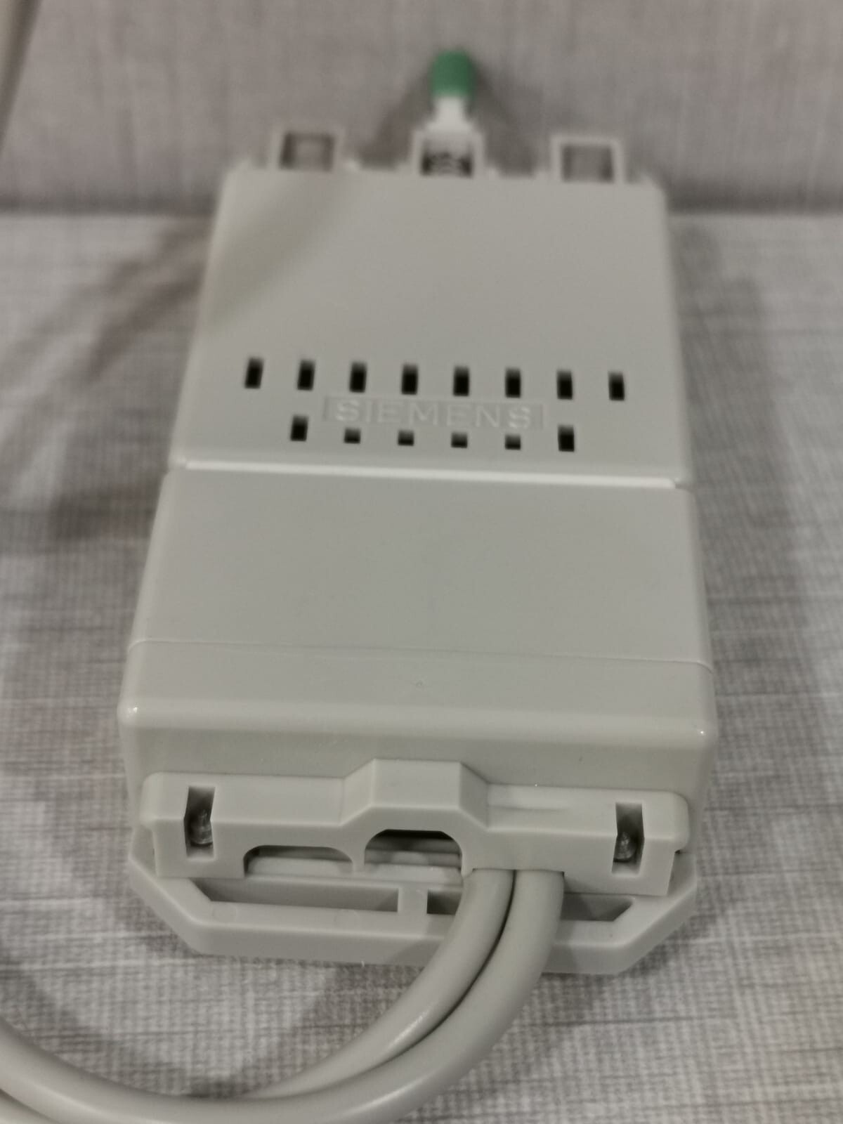 Siemens 6035-2XX06-1SF0 SIEMENS 8RU 6035-2XX06-1SF0 MOSAIK SYSTEM M CONNECTOR 6