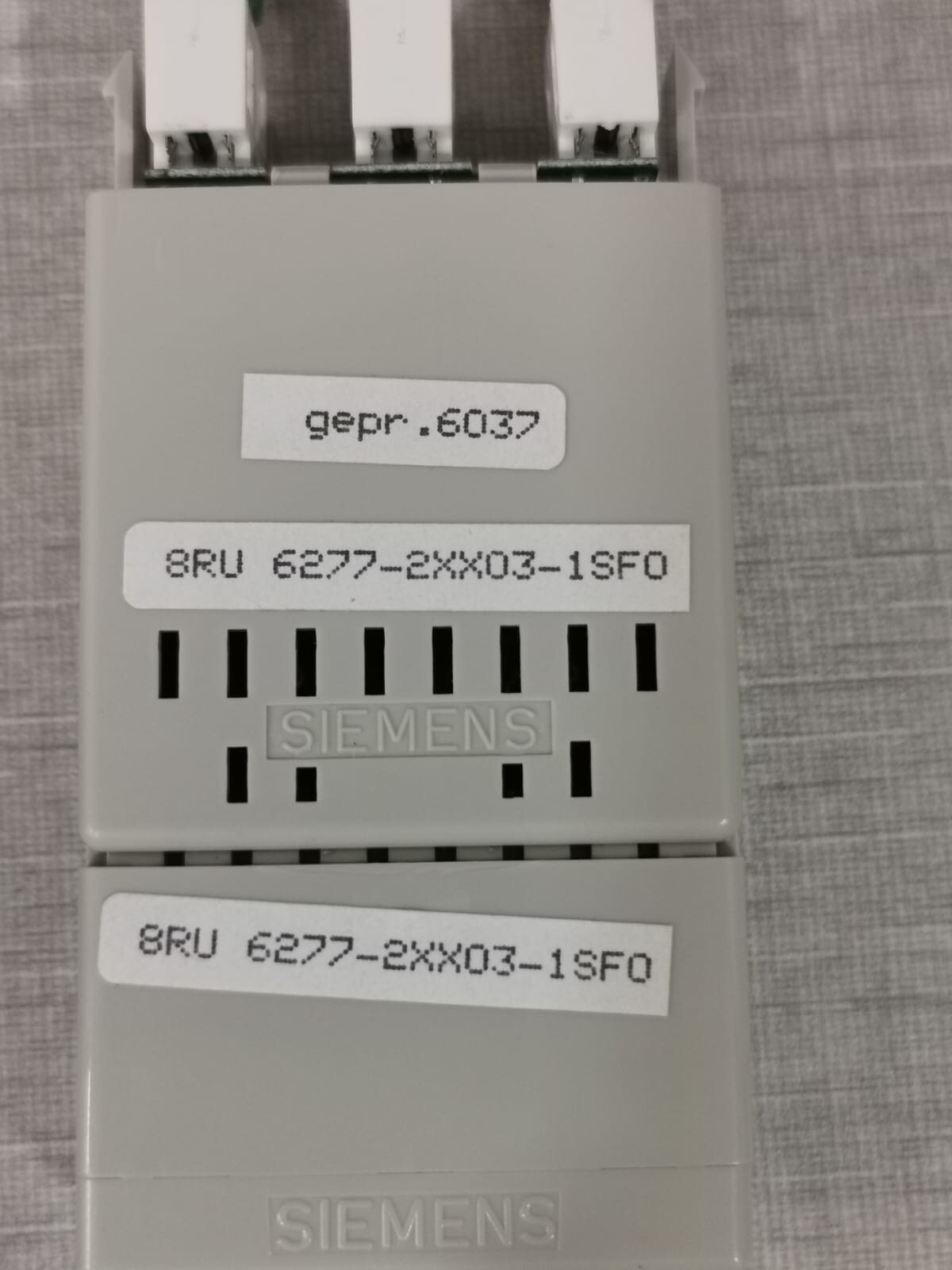 Siemens 6277-2XX03-1SF0 SIEMENS 8RU 6277-2XX03-1SF0 MOSAIK SYSTEM M CONNECTOR 4