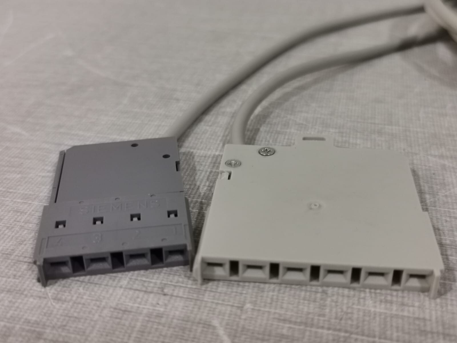 Siemens 6277-2XX03-1SF0 SIEMENS 8RU 6277-2XX03-1SF0 MOSAIK SYSTEM M CONNECTOR 7