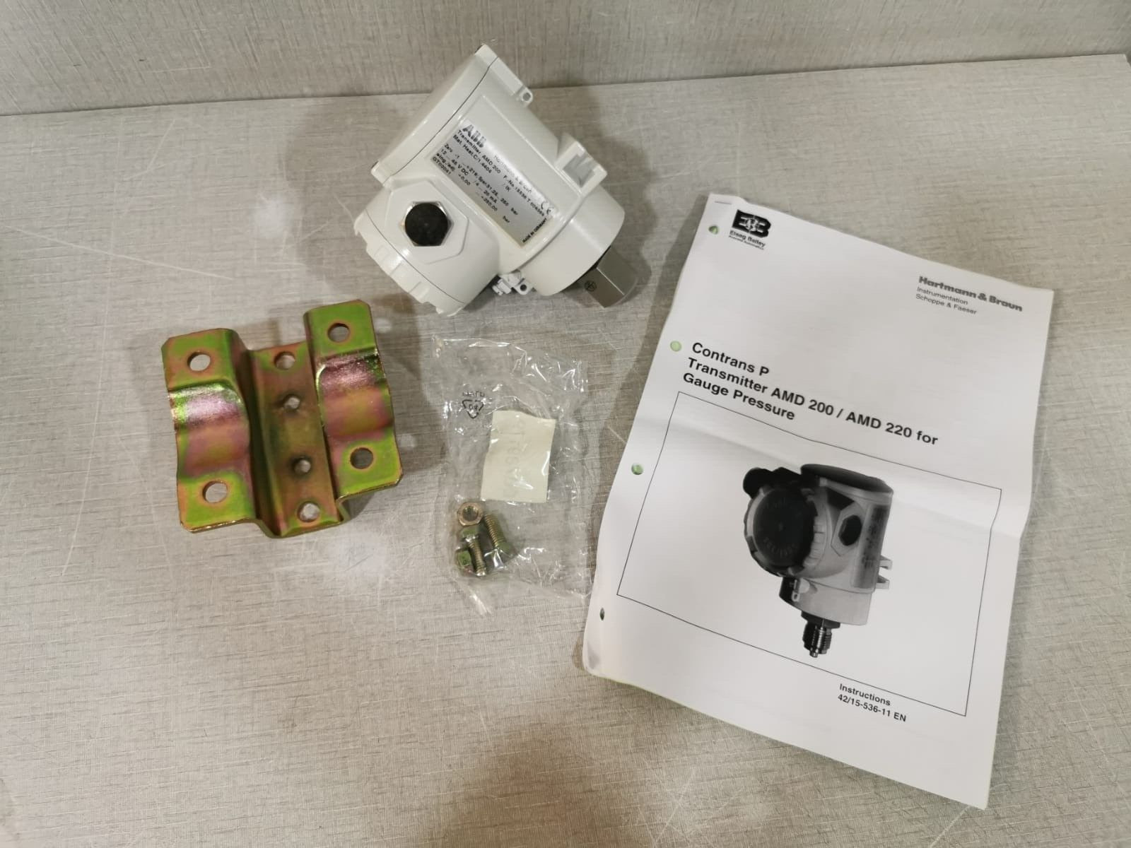 ABB AMD200 ABB Contrans P AMD200 Transmitter Pressure Gauge 2