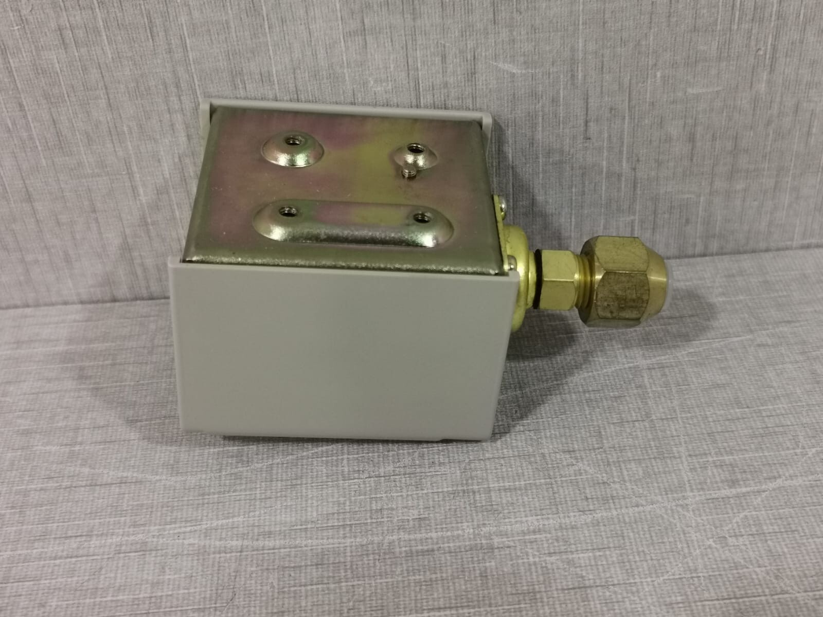 SAGINOMIYA HNS-C130XM1Q003 SAGINOMIYA HNS-C130XM1Q003 Pressure Controller 10