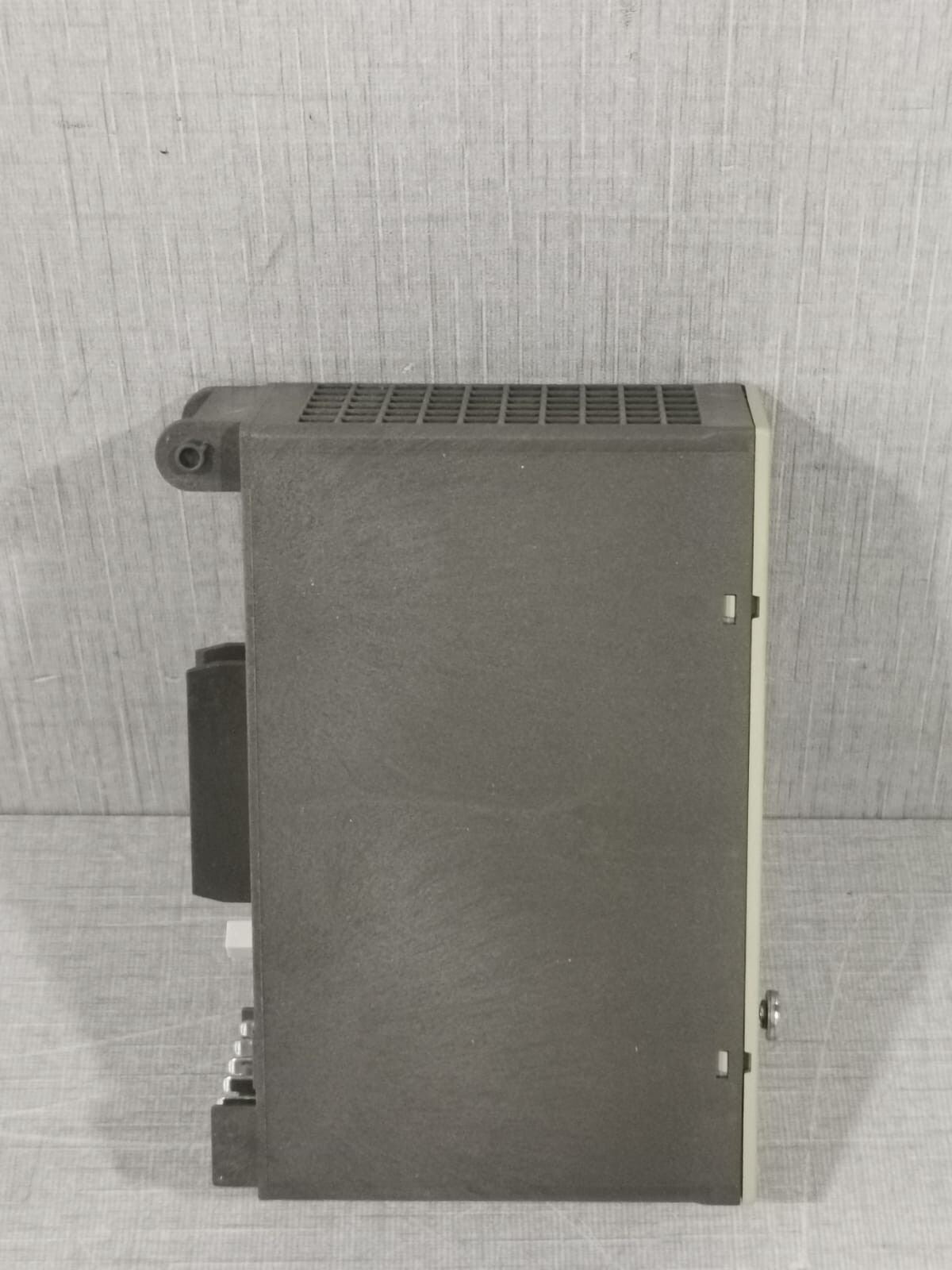 Siemens 6ES5 431-8MA11 SIEMENS SIMATIC 5 6ES5 431-8MA11 DIGITAL INPUT MODULE 8