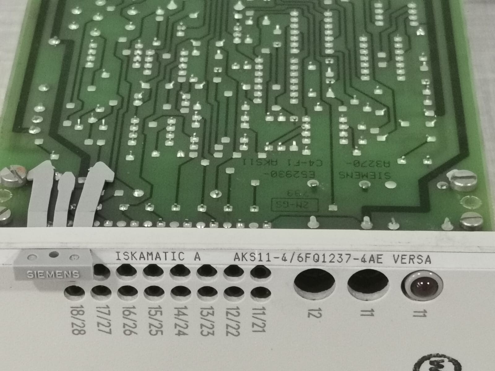 Siemens AKS11-4/ 6FQ1237-4AE SIEMENS AKS11-4/ 6FQ1237-4AE VERSA ISKAMATIC A MODULE 4