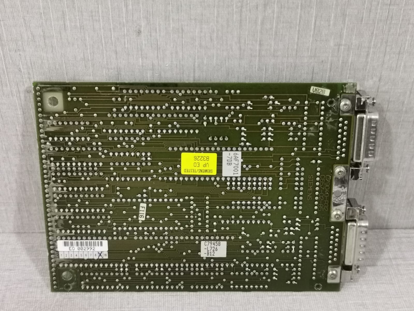 Siemens C79040-A32-C657-02-87 SIEMENS C79040-A32-C657-02-87 PLC MODULE 6