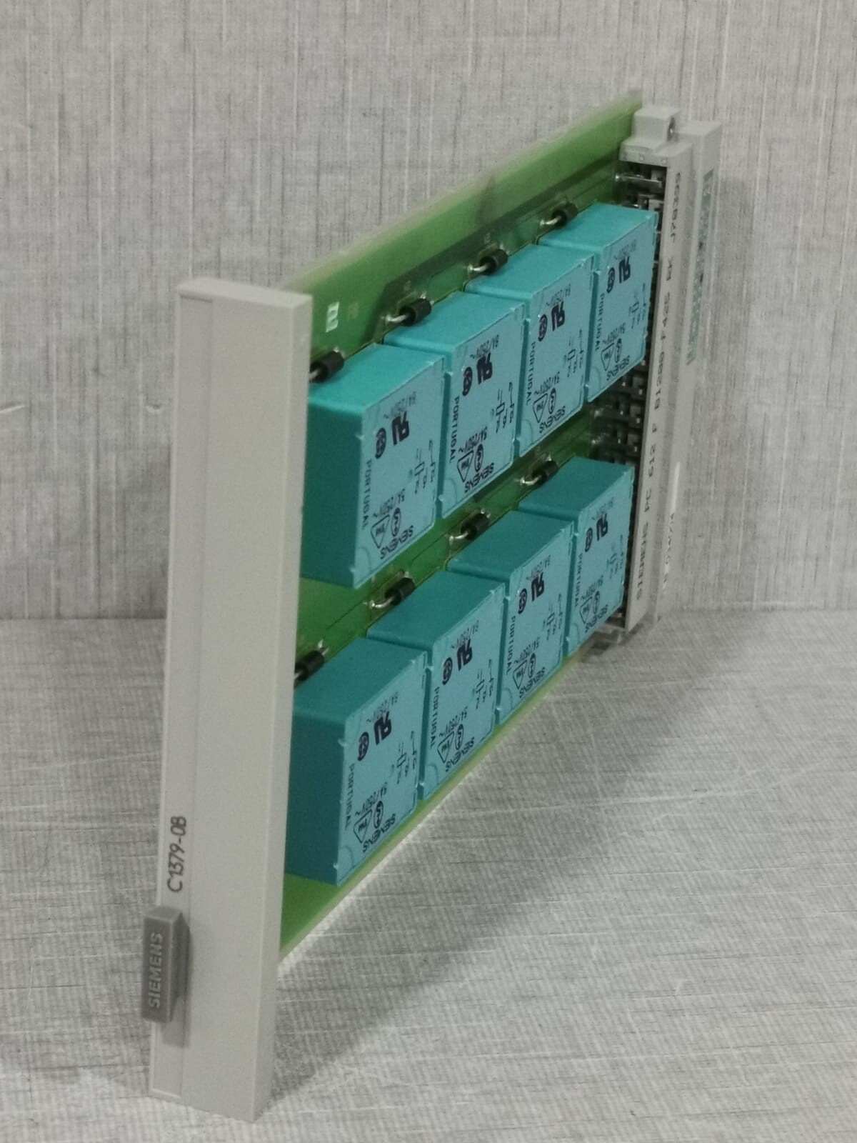 SIEMENS C1379-0B RELAY MODULE