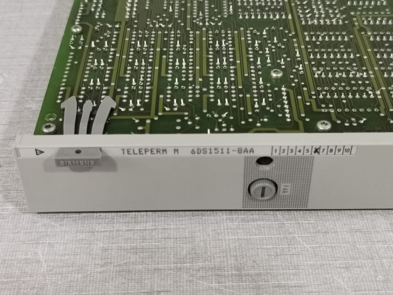 Siemens 6DS1511-8AA SIEMENS 6DS1511-8AA Teleperm M Interface Module 3