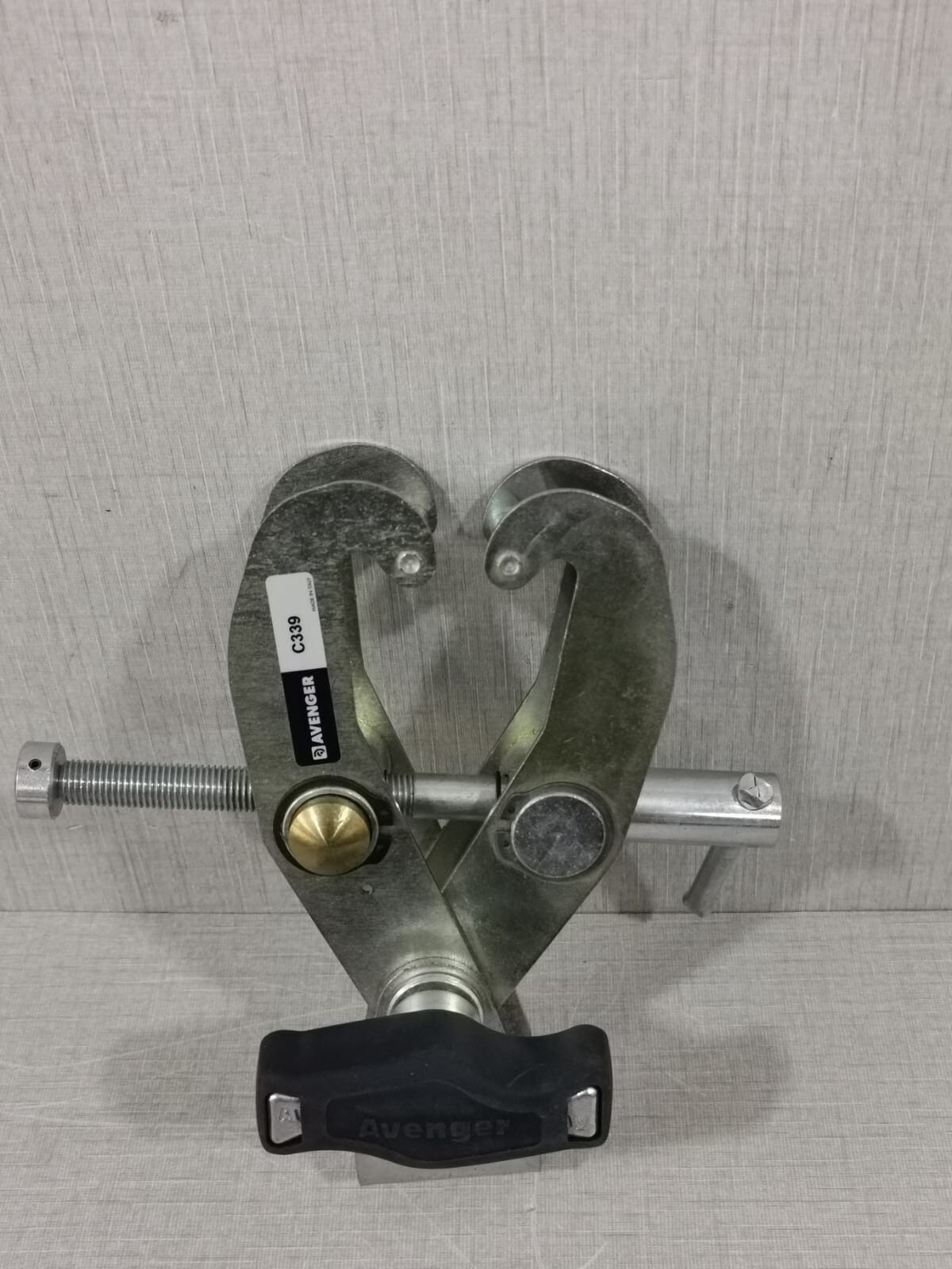 AVENGER C339 GRAB CLAMP