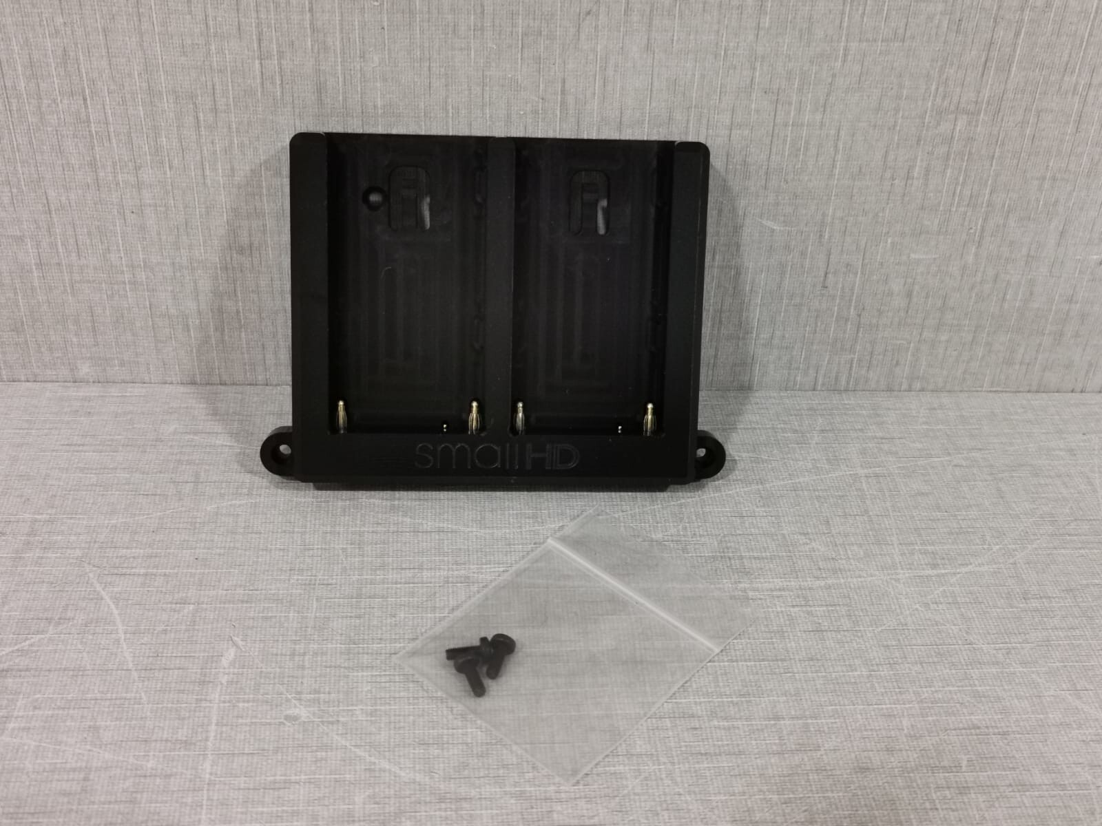SmallHD Sony-L Series Battery Bracket for UB Monitors PWR-ADP-UB-SONY SmallHD Sony-L Series Battery Bracket for UB Monitors PWR-ADP-UB-SONY 6