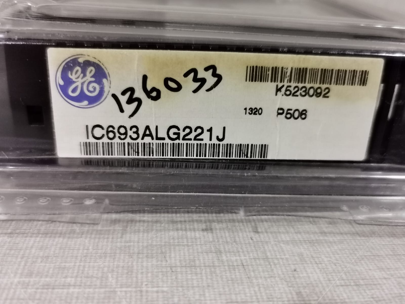 GE IC693ALG221J GE Fanuc IC693ALG221J Input Analog Module 4PT Current - SEALED 3