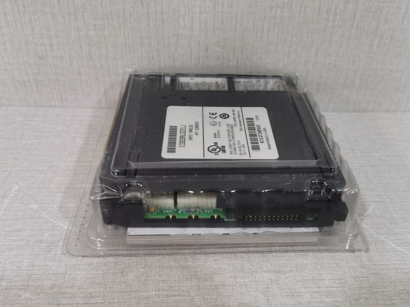 GE IC693ALG221J GE Fanuc IC693ALG221J Input Analog Module 4PT Current - SEALED 7