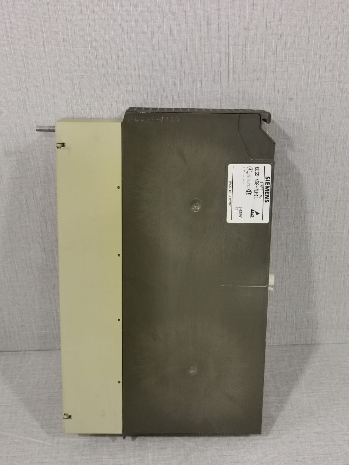 Siemens 6ES5 458-7LA11 SIEMENS 6ES5 458-7LA11 SIMATIC S5 RELAY OUTPUT PLC 3