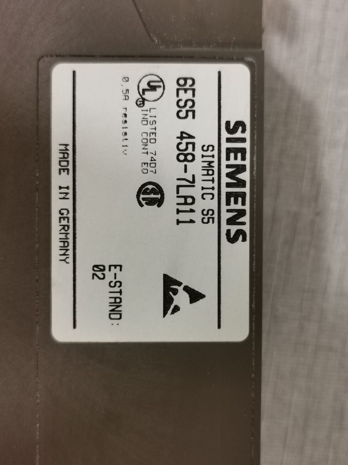 Siemens 6ES5 458-7LA11 SIEMENS 6ES5 458-7LA11 SIMATIC S5 RELAY OUTPUT PLC 4