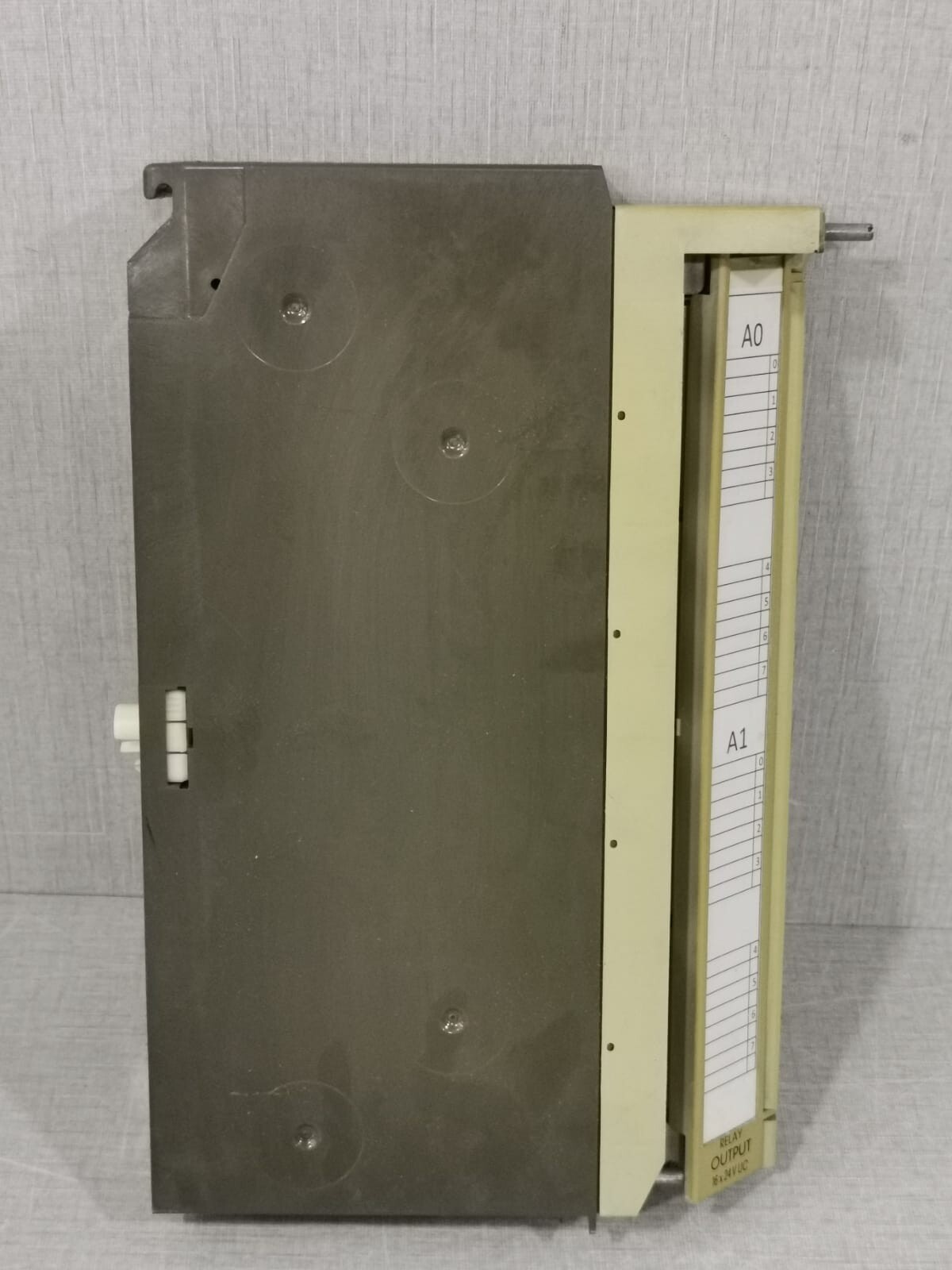 Siemens 6ES5 458-7LA11 SIEMENS 6ES5 458-7LA11 SIMATIC S5 RELAY OUTPUT PLC 7
