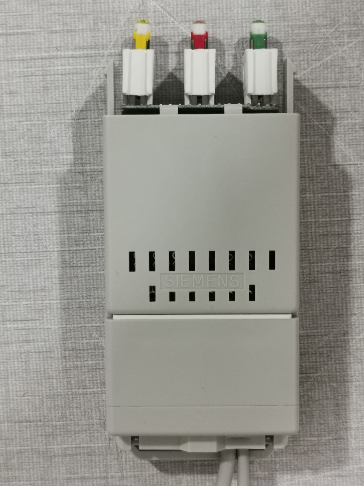 Siemens 6903-2XX03-1SF0 SIEMENS 8RU 6903-2XX03-1SF0 MOSAIK SYSTEM M CONNECTOR 7