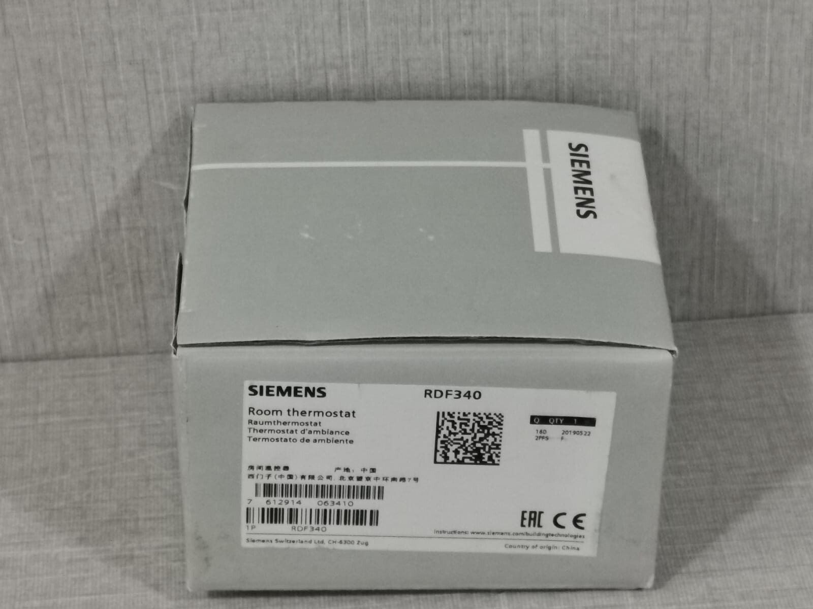Siemens RDF340 SIEMENS RDF340 ROOM TEMPERATURE CONTROLLER 2