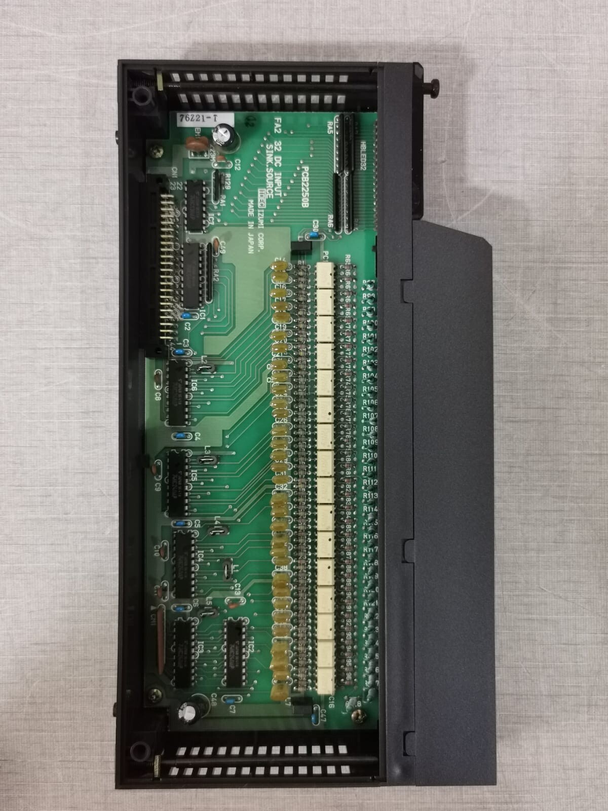 IDEC IZUMI PF2-N32B IDEC IZUMI PF2-N32B FA-2 Series 32 DC 24V Source/Sink Input Module 3