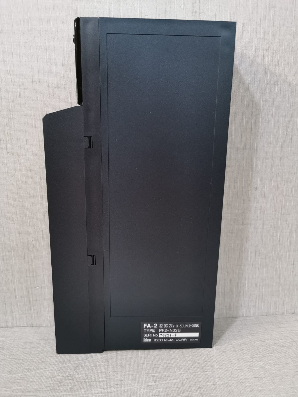 IDEC IZUMI PF2-N32B IDEC IZUMI PF2-N32B FA-2 Series 32 DC 24V Source/Sink Input Module 10