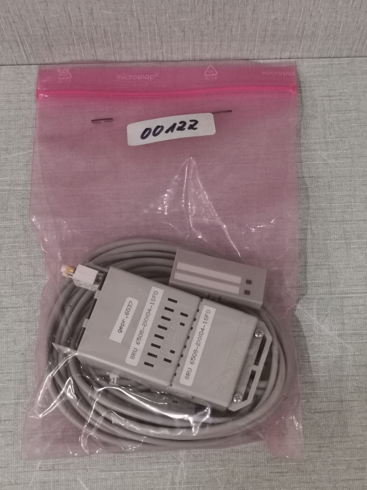 Siemens 6508-2XX04-1SF0 SIEMENS 8RU 6508-2XX04-1SF0 MOSAIK SYSTEM M CONNECTOR 7