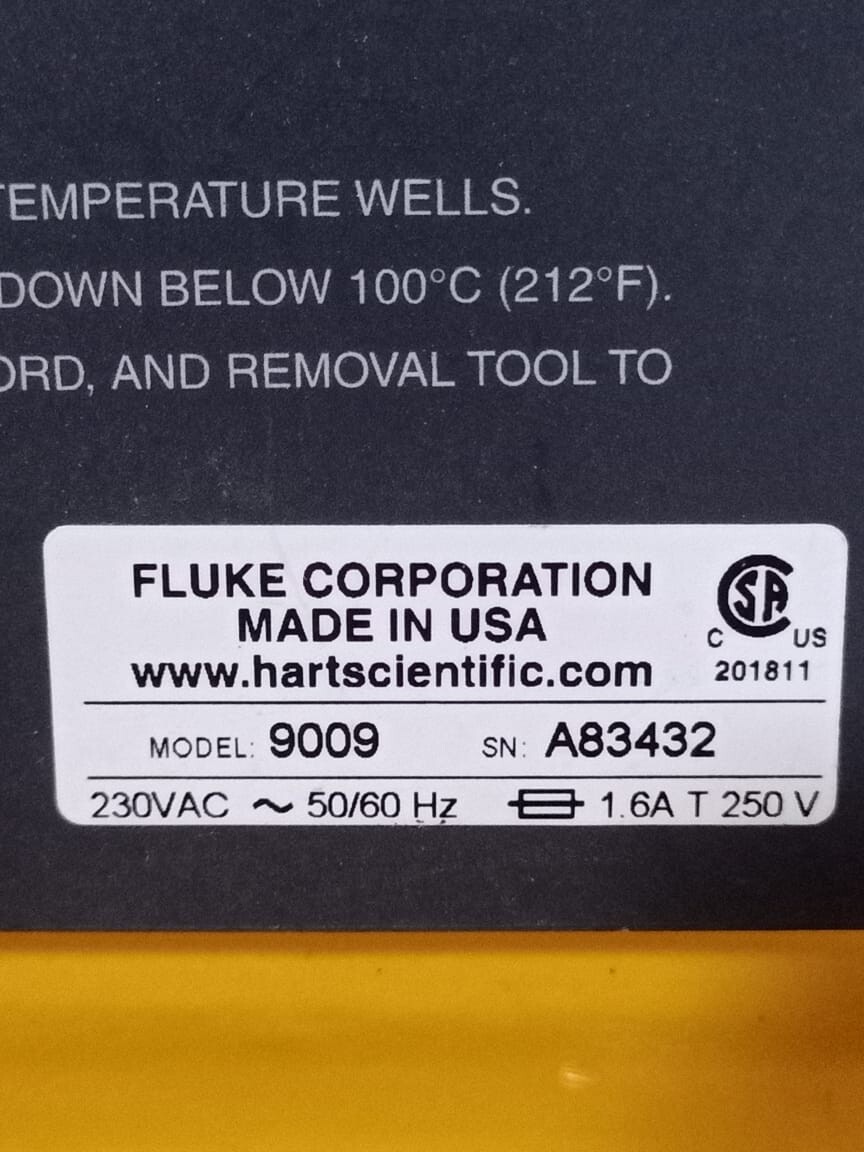 Fluke 9009 FLUKE hart scientific 9009 Dual-Well Dry-Block Calibrator 15℃ - 350℃ 6