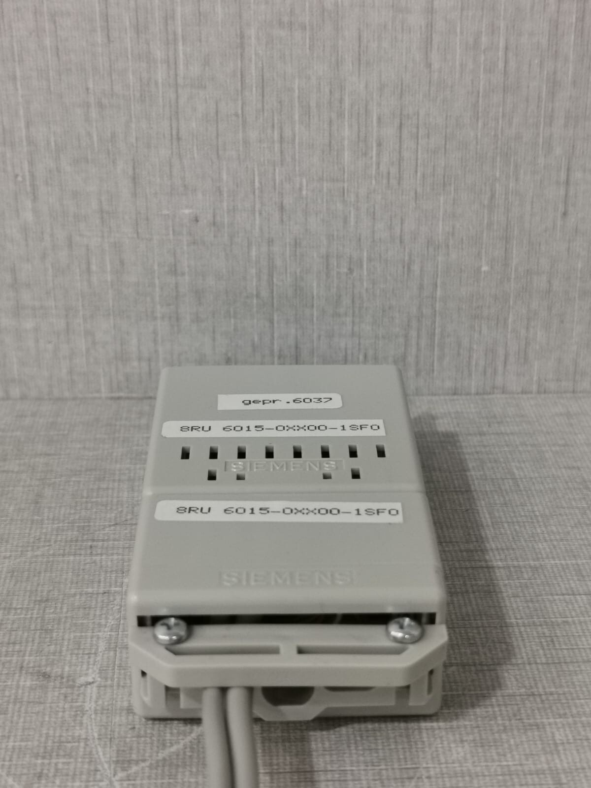 Siemens 6015-0XX00-1SF0 SIEMENS 8RU 6015-0XX00-1SF0 MOSAIK SYSTEM M CONNECTOR 5