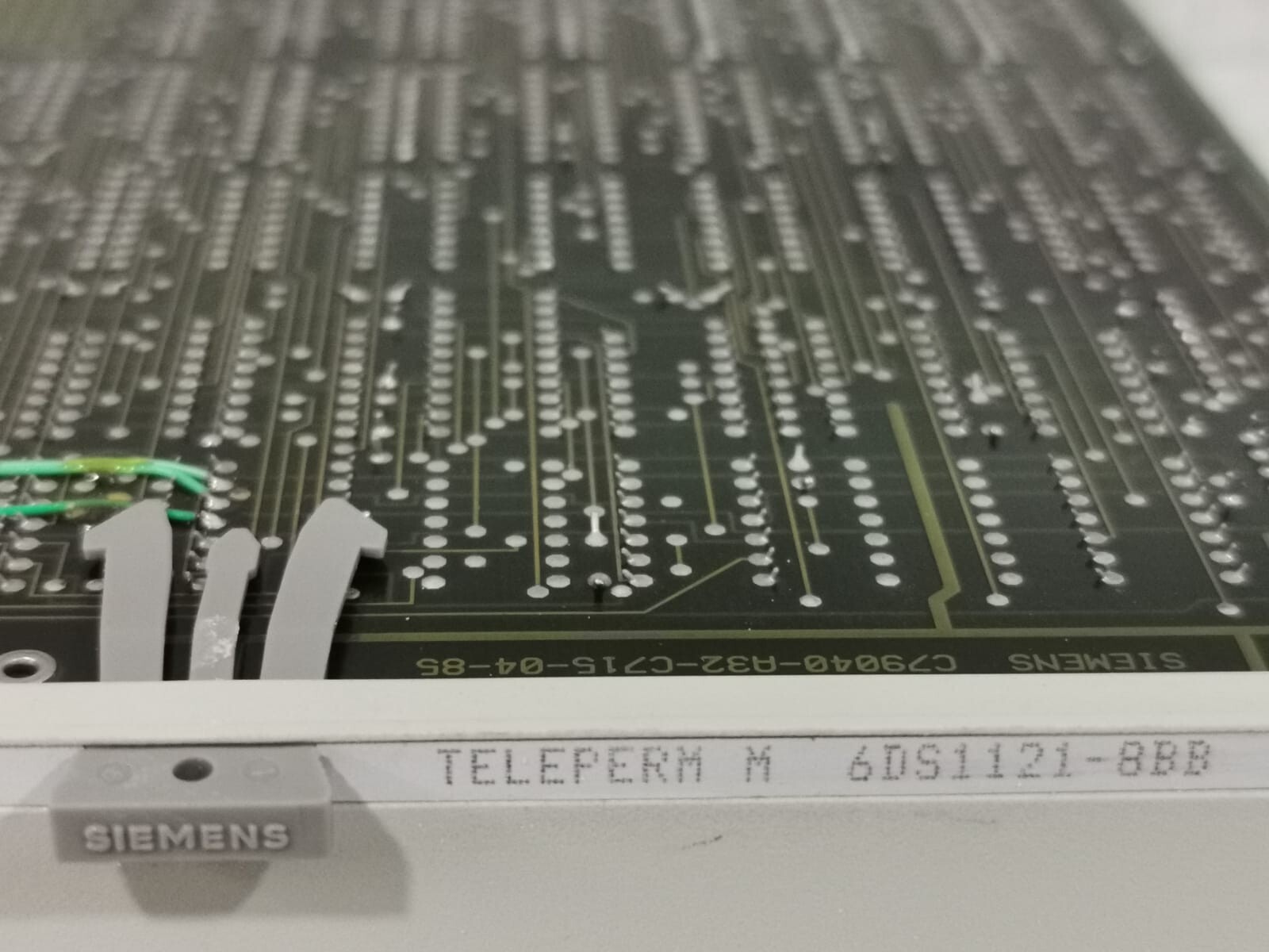 Siemens 6DS1121-8BB SIEMENS 6DS1121-8BB TELEPERM CENTER CONTROLLER VOTER MODULE 3