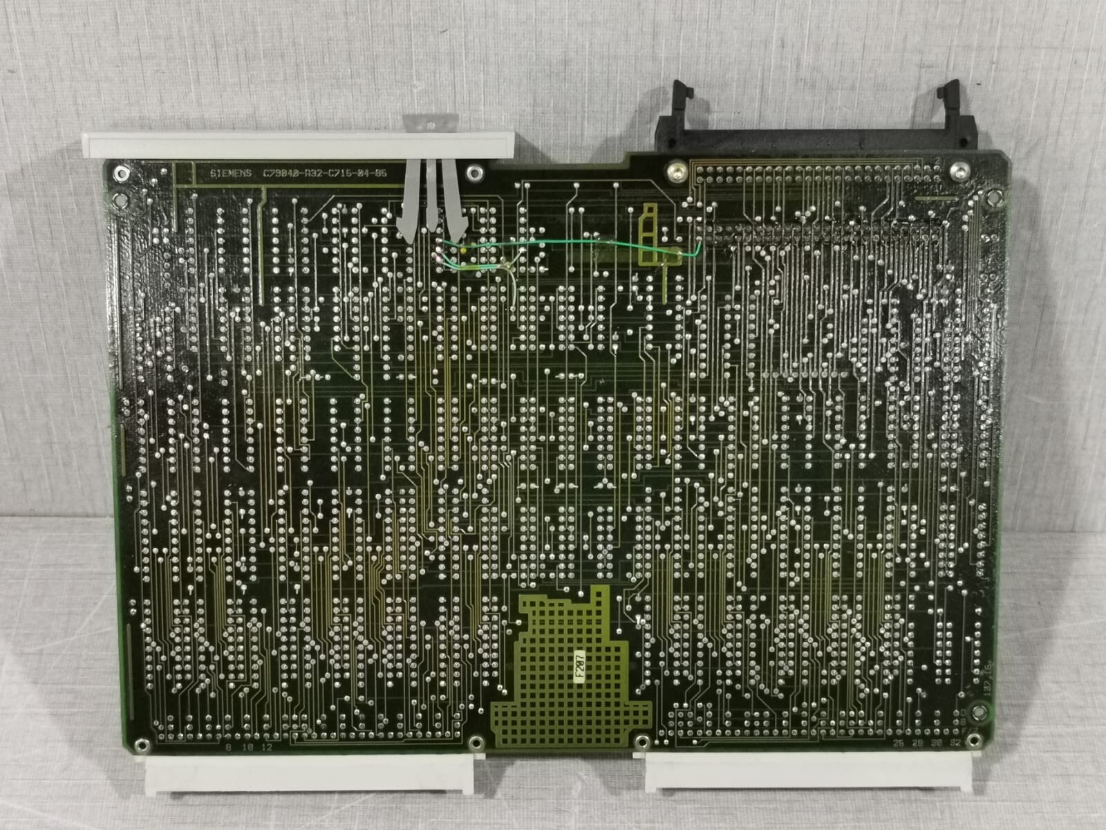 Siemens 6DS1121-8BB SIEMENS 6DS1121-8BB TELEPERM CENTER CONTROLLER VOTER MODULE 8