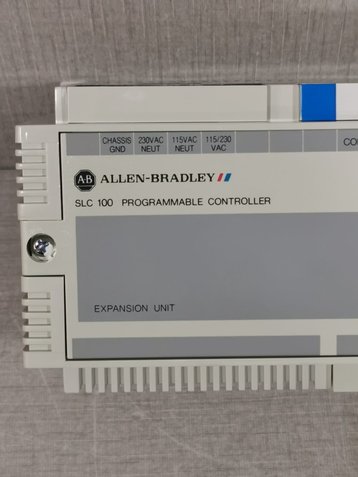 Allen Bradley 1745-E103 Allen Bradley 1745-E103 Ser. B SL 100 Programmable Controller 5