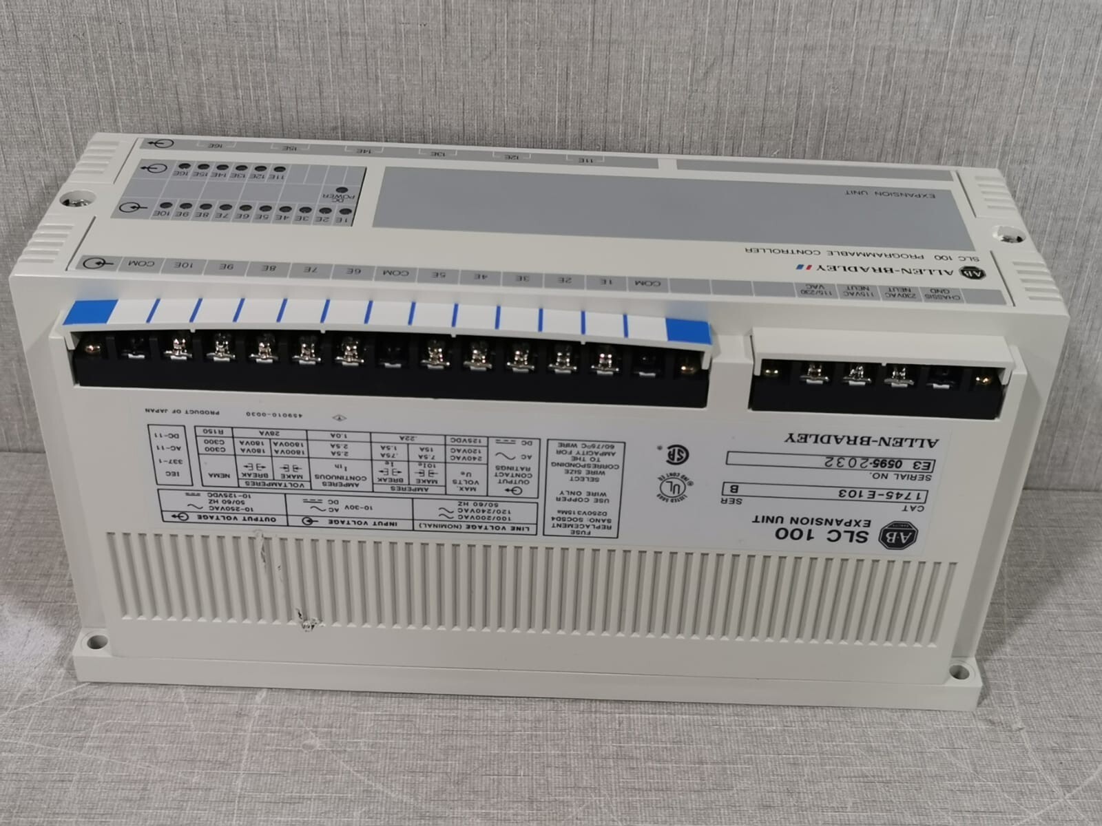 Allen Bradley 1745-E103 Allen Bradley 1745-E103 Ser. B SL 100 Programmable Controller 8