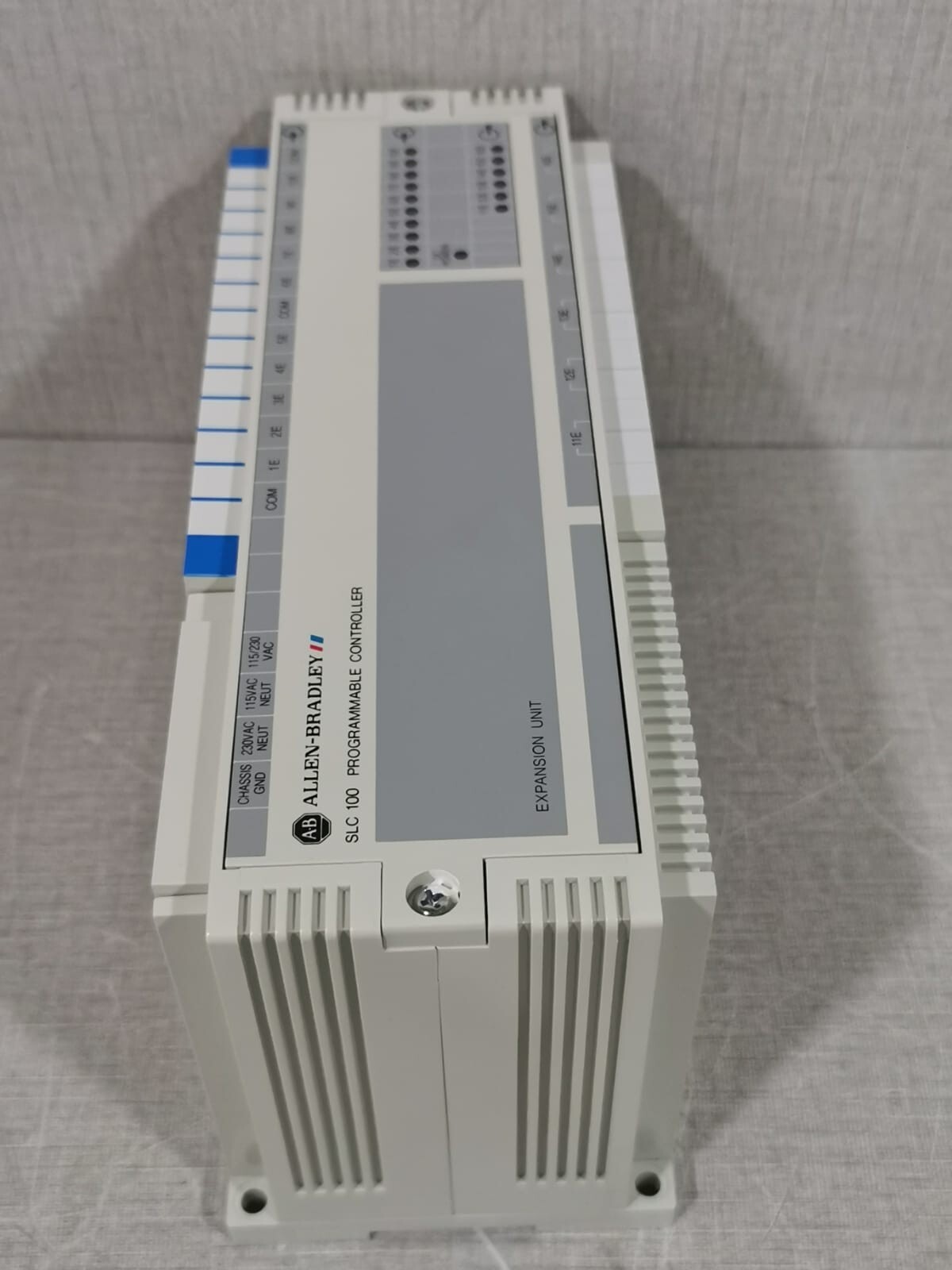 Allen Bradley 1745-E103 Allen Bradley 1745-E103 Ser. B SL 100 Programmable Controller 10
