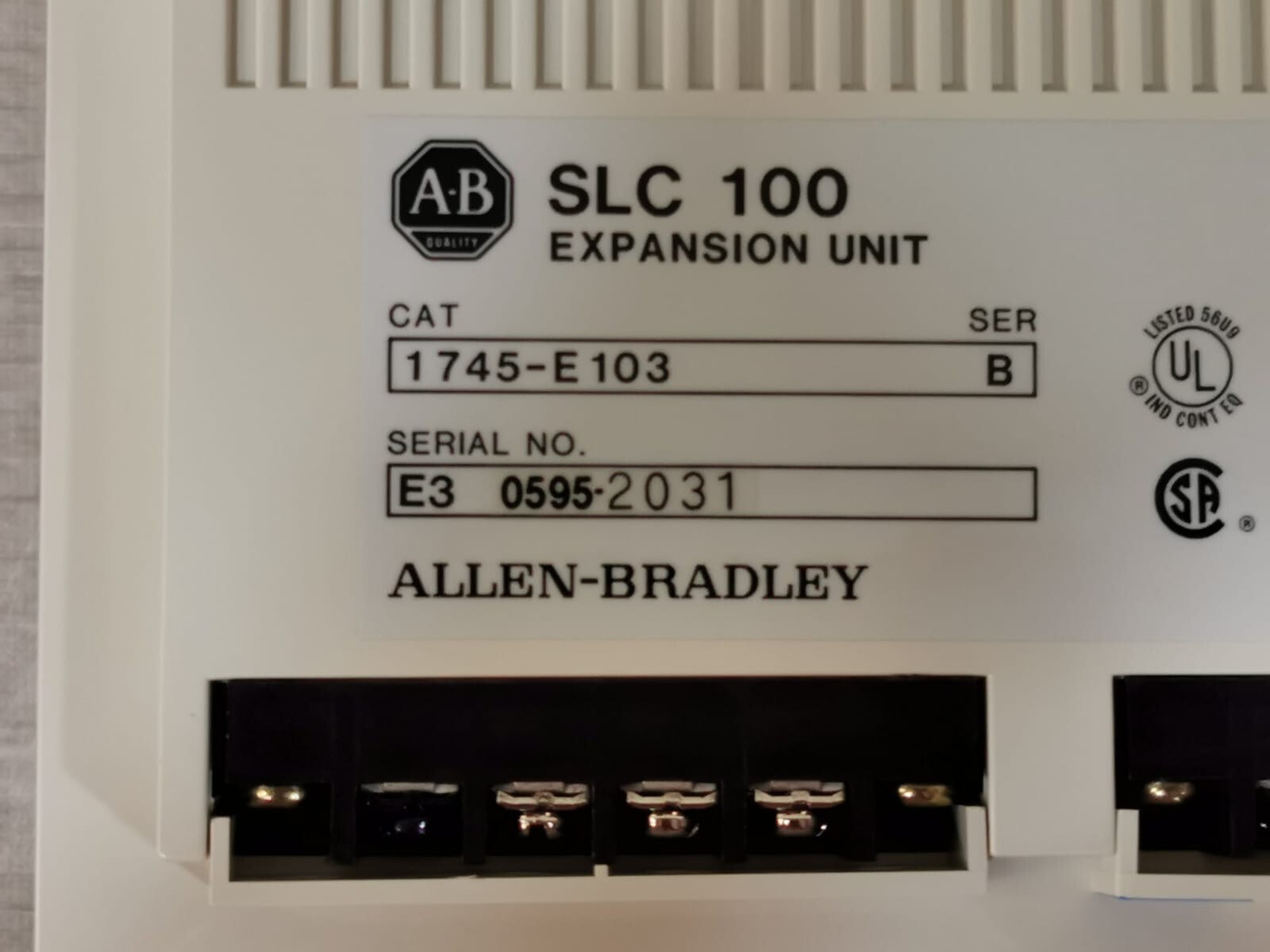 Allen Bradley 1745-E103 Allen Bradley 1745-E103 Ser. B SL 100 Programmable Controller 2