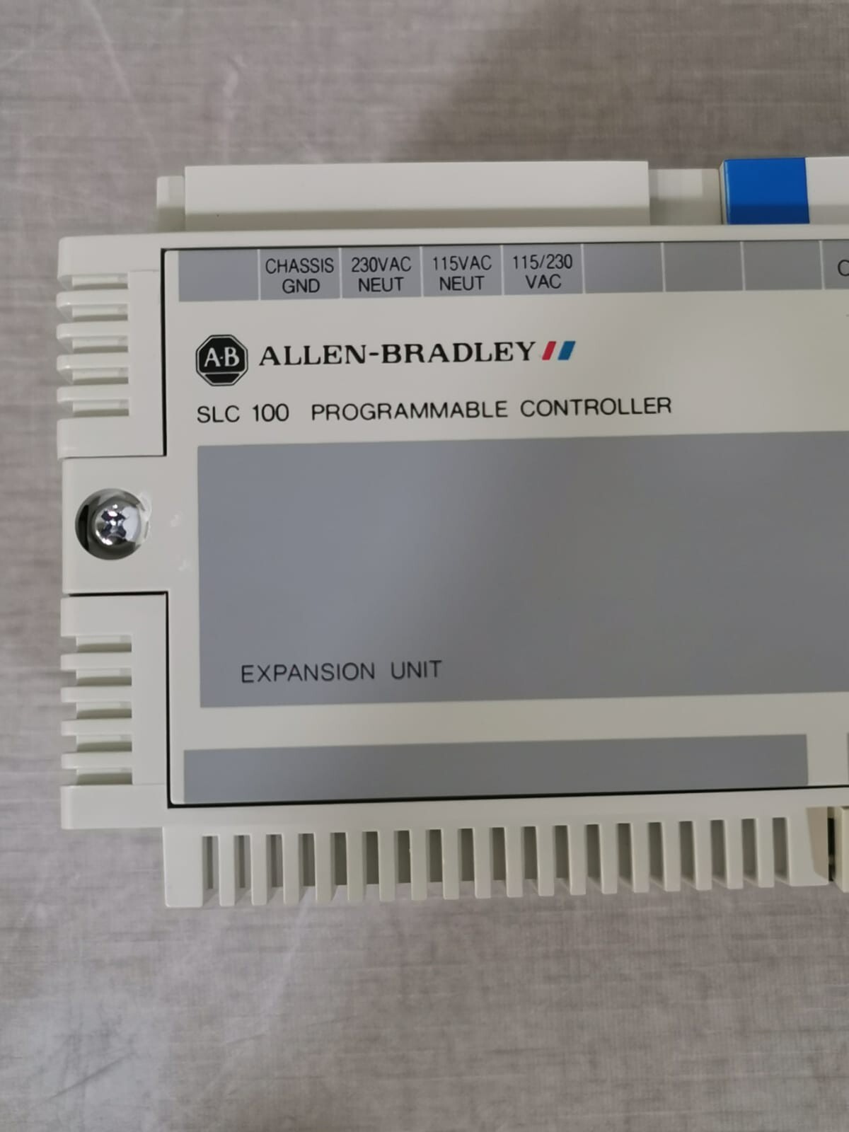 Allen Bradley 1745-E103 Allen Bradley 1745-E103 Ser. B SL 100 Programmable Controller 3