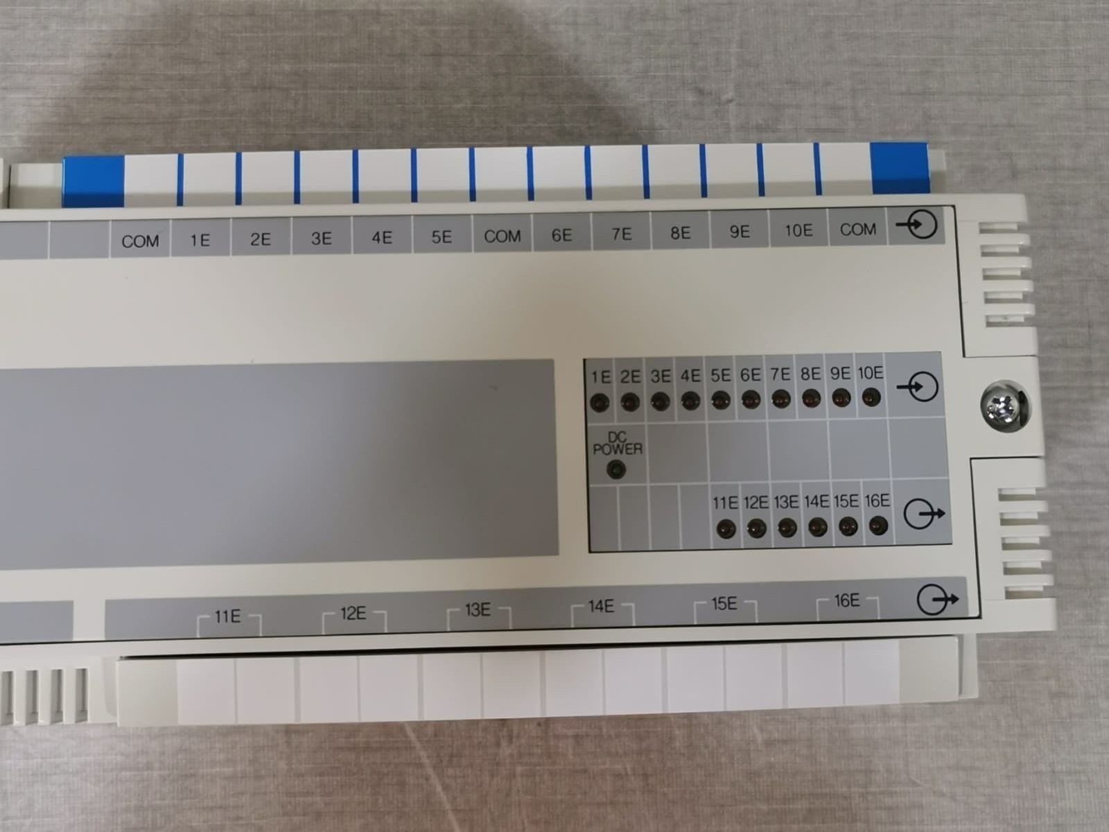 Allen Bradley 1745-E103 Allen Bradley 1745-E103 Ser. B SL 100 Programmable Controller 4