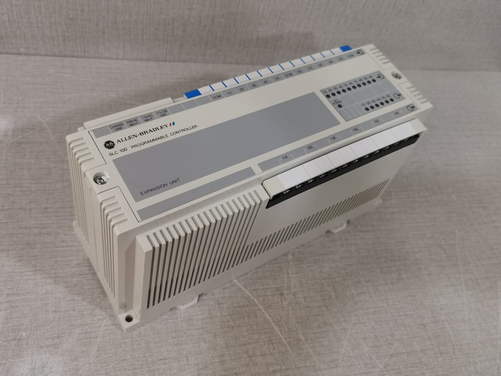 Allen Bradley 1745-E103 Allen Bradley 1745-E103 Ser. B SL 100 Programmable Controller 10