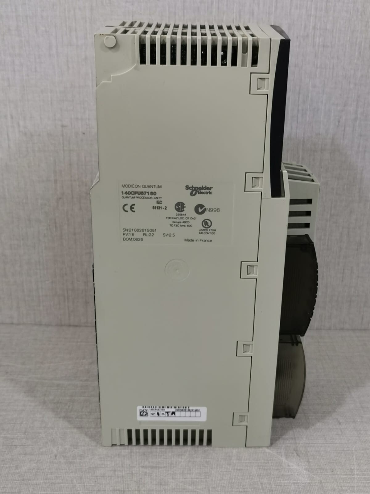 Schneider Electric 140CPU67160 Schneider Electric 140CPU67160 SV: 2.5 Hot Standby Controller Modicon Quantum 6