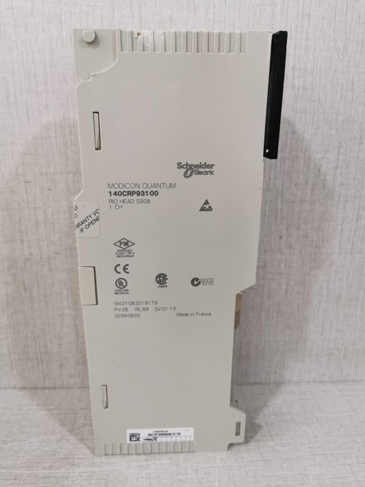 Schneider Electric 140CRP93100 Schneider Electric 140CRP93100 RIO HEAD-END ADAPTOR MODULE 3