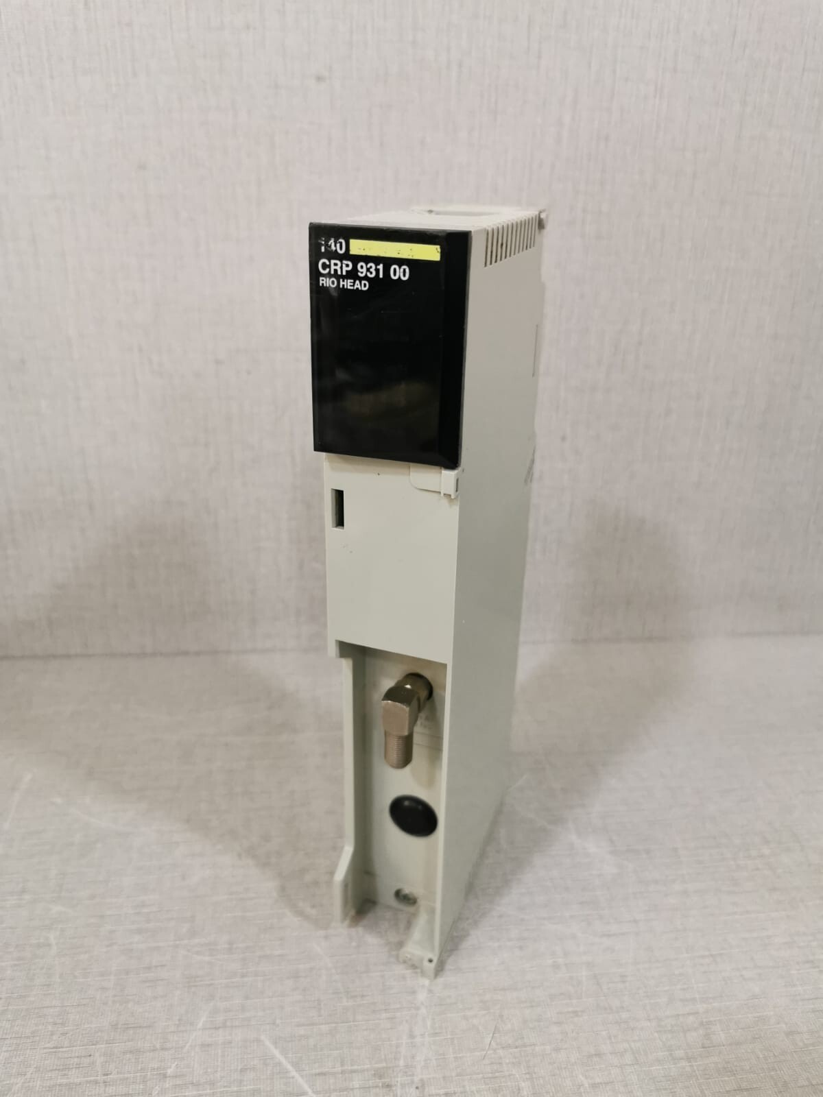 Schneider Electric 140CRP93100 Schneider Electric 140CRP93100 RIO HEAD-END ADAPTOR MODULE 5