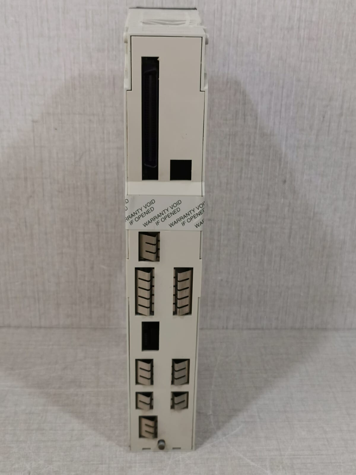 Schneider Electric 140CRP93100 Schneider Electric 140CRP93100 RIO HEAD-END ADAPTOR MODULE 6