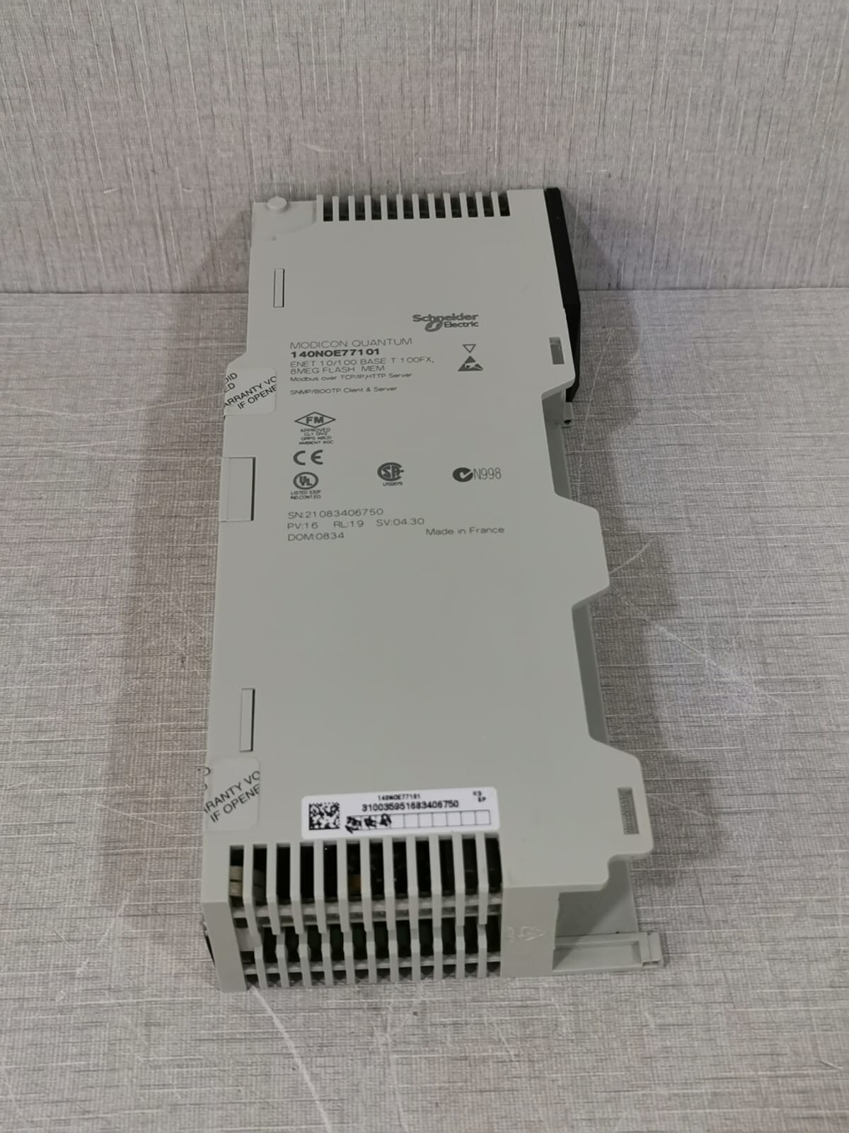 Schneider Electric 140NOE77101 Schneider Electric 140NOE77101 Modicon Quantum Ethernet 10/100 Module 9