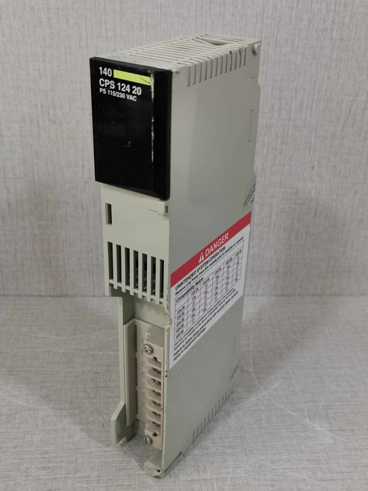Schneider Electric 140CPS12420 Schneider Electric 140CPS12420 Modicon Quantum AC Power Supply 115/230VAC 11A 8