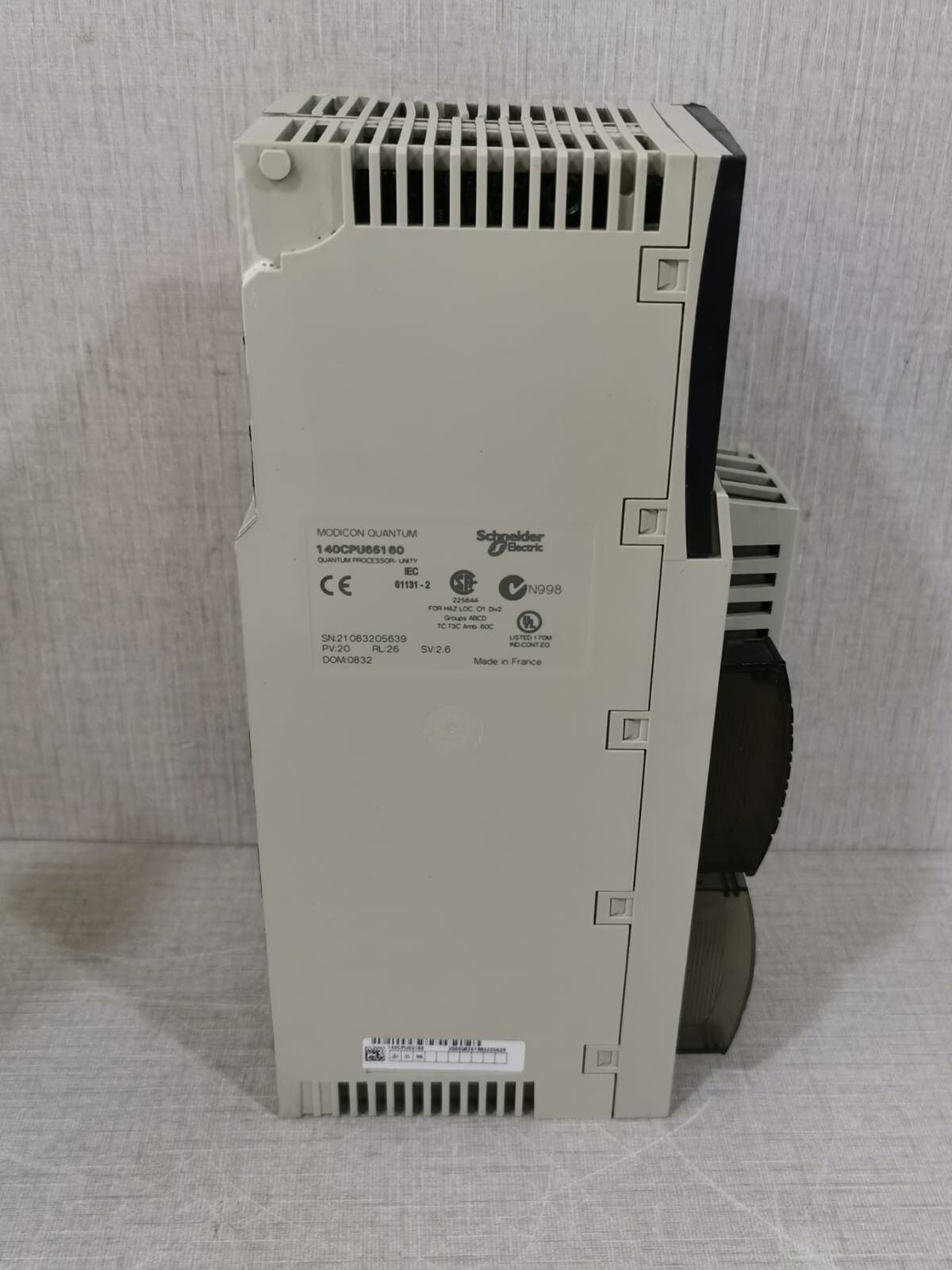 Schneider Electric 140CPU65160 Schneider Electric 140CPU65160 SV: 2.6 Modicon Quantum 9