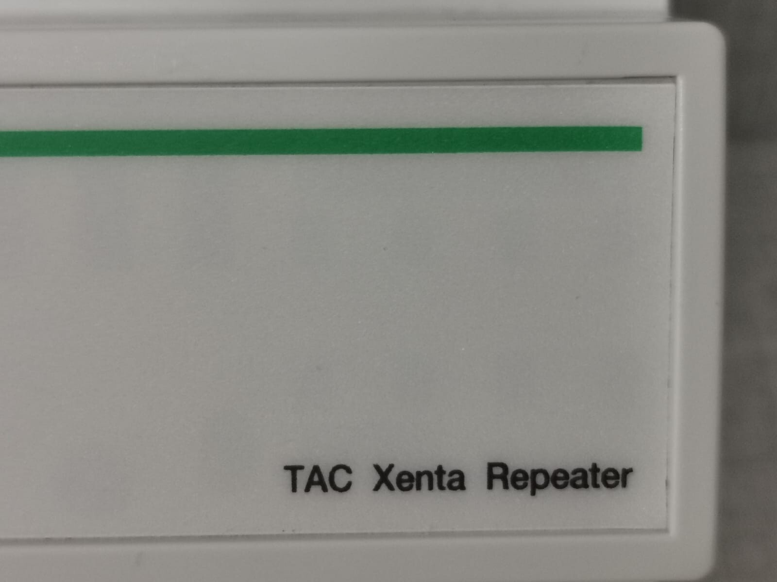 Schneider Electric 0-073-0912-0 SCHNEIDER ELECTRIC TAC XENTA REPEATER 0-073-0912-0 WITH BASE 2