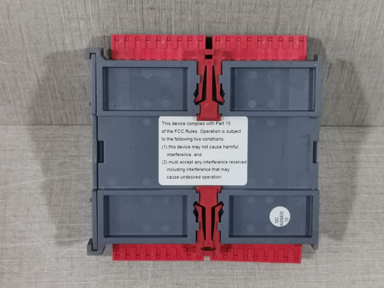 LOYTEC LIOB-101 LOYTEC LIOB-101 I/O MODULE 8