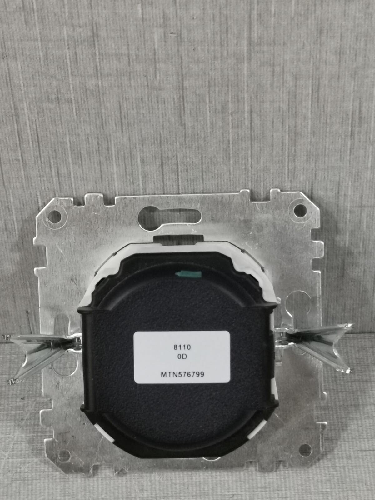 Schneider MTN576799 Schneider Electric MTN576799 ELECTRONIC SWITCH INSERT 7