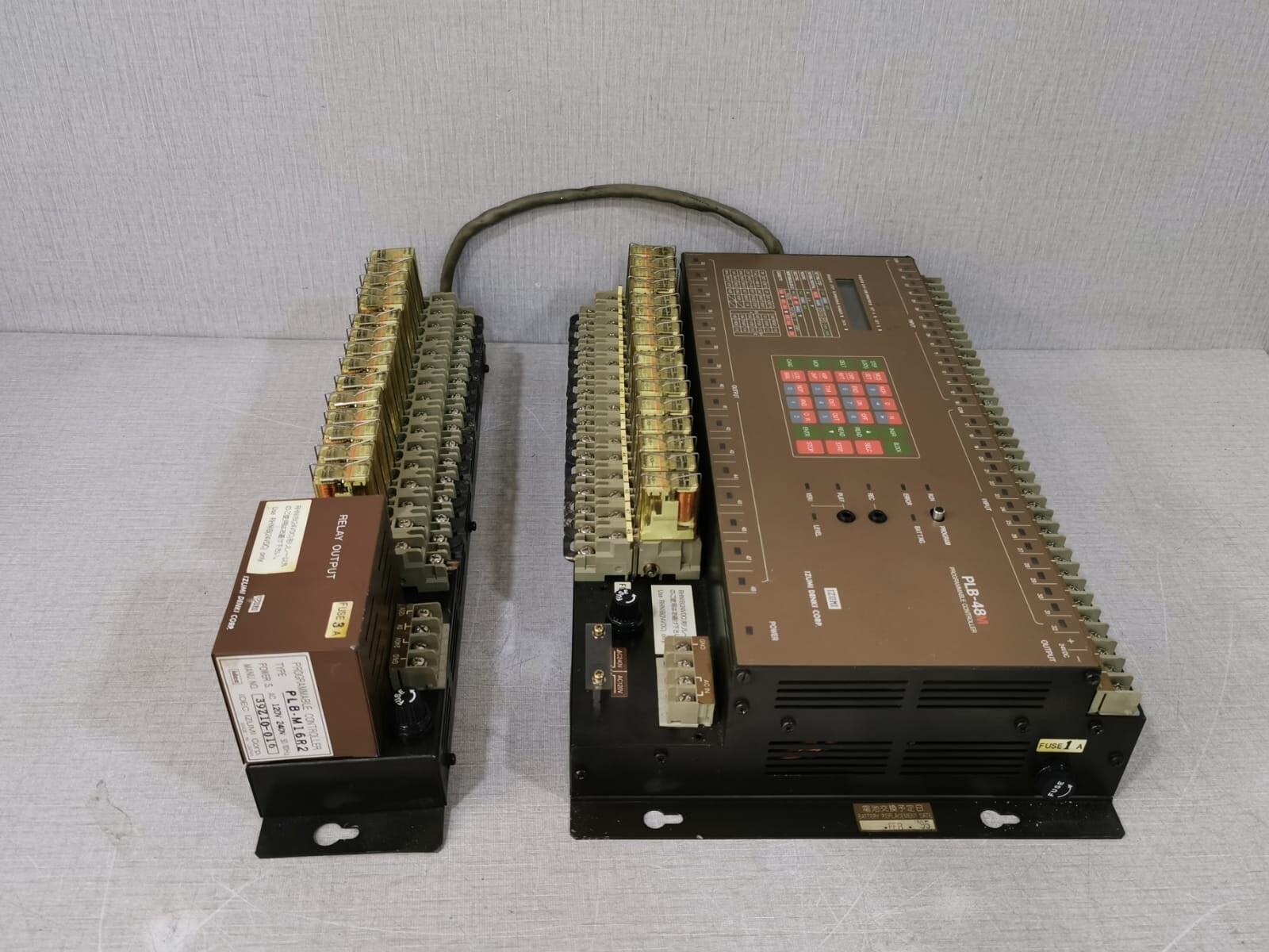 IDEC IZUMI PLB-48M-D1R2 + PLB-M16R2 IDEC IZUMI PLB-48M-D1R2 with PLB-M16R2 Programmable Controller 4