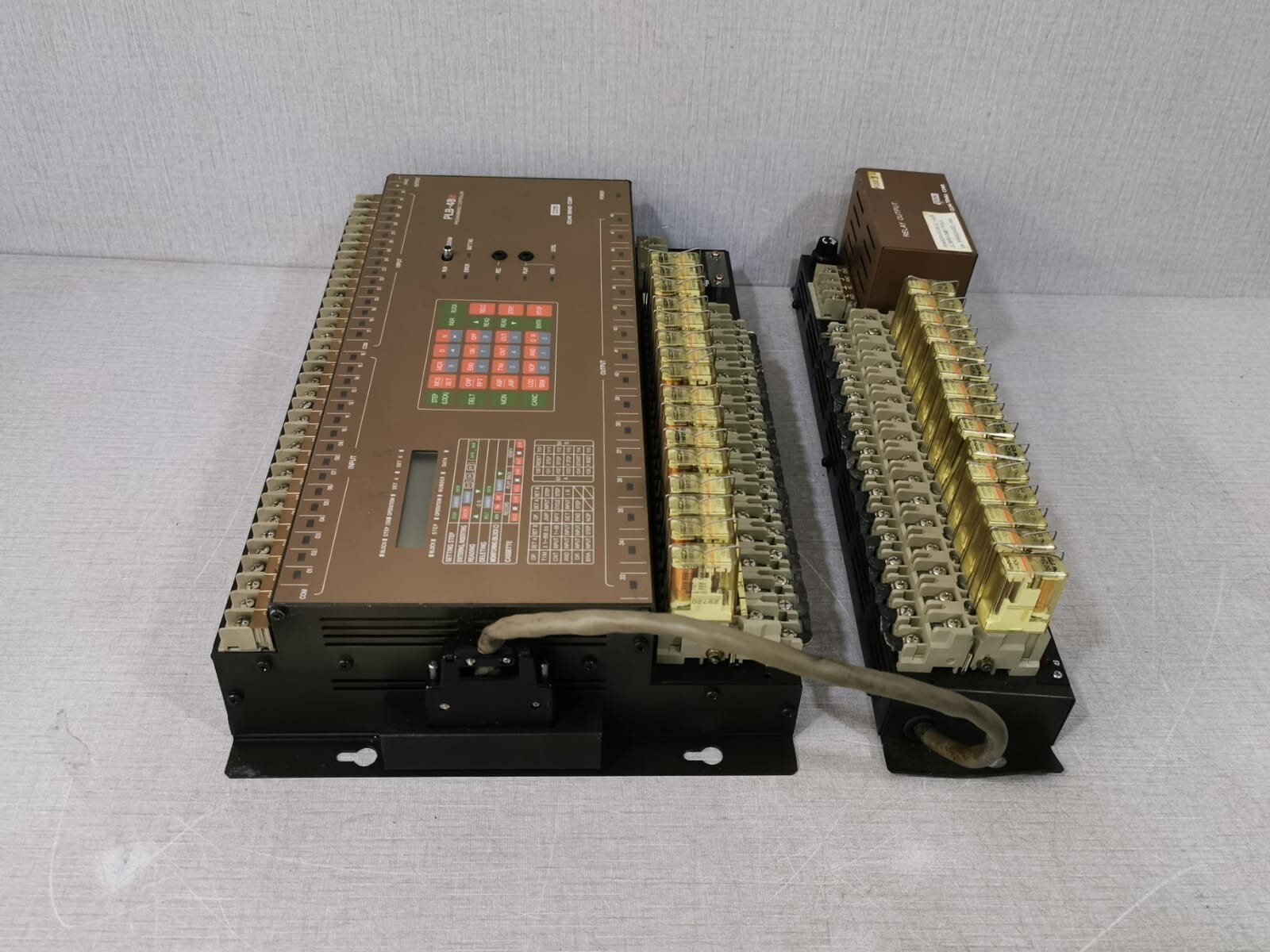 IDEC IZUMI PLB-48M-D1R2 + PLB-M16R2 IDEC IZUMI PLB-48M-D1R2 with PLB-M16R2 Programmable Controller 5