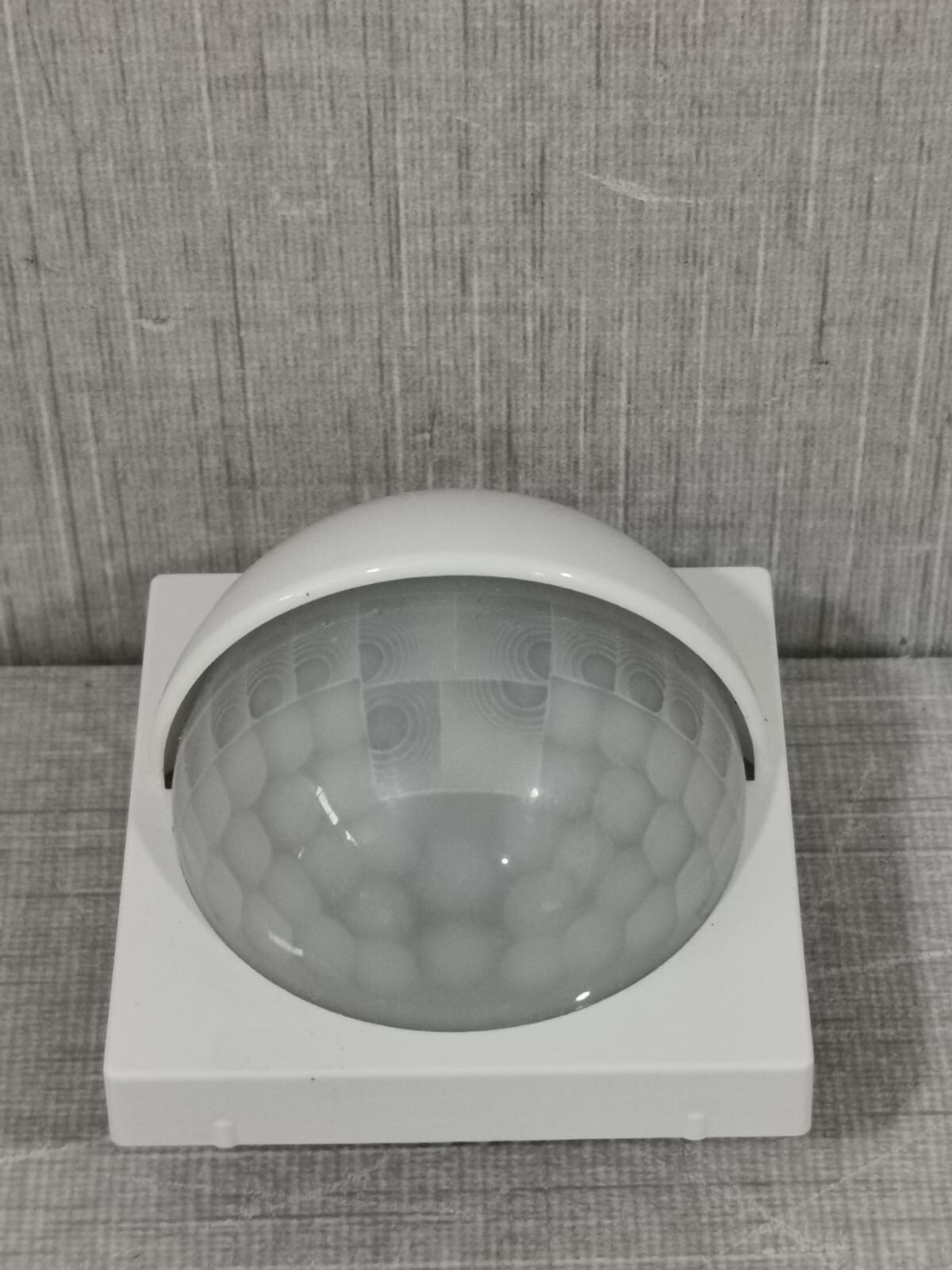 Schneider Electric ARGUS-180 SCHNEIDER ELECTRIC MTN568819 ARGUS 180/2.20M FM SENSOR MODULE 4