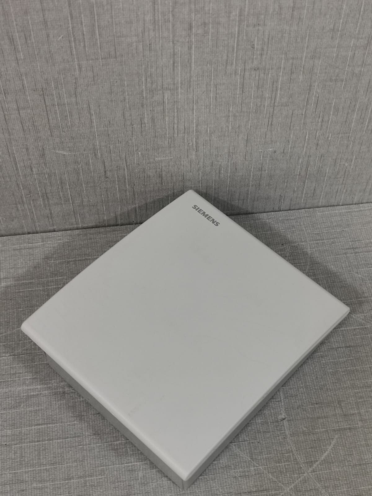 Siemens QFA2060 SIEMENS QFA2060 ROOM HUMIDITY/TEMPERATURE SENSOR 6
