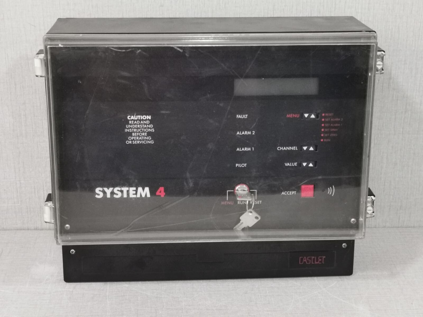 CASTLET CASTLET-SYSTEM-4-FIRE-DETECTION CASTLET SYSTEM 4 Fire Detection and Alarm Systems 4