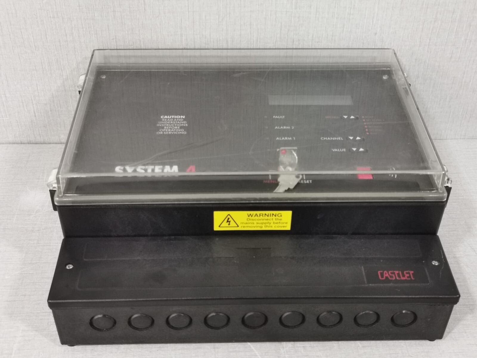 CASTLET CASTLET-SYSTEM-4-FIRE-DETECTION CASTLET SYSTEM 4 Fire Detection and Alarm Systems 5