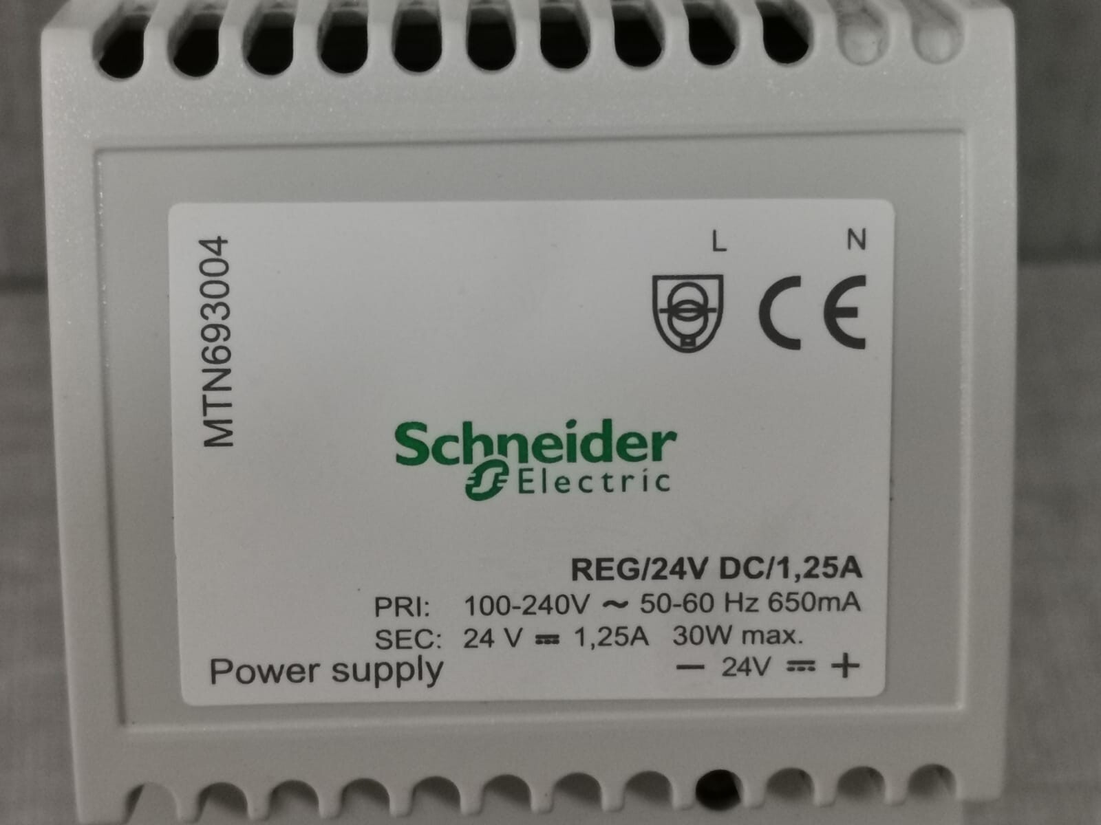 Schneider Electric MTN693004 SCHNEIDER ELECTRIC MTN693004 24VDC 1.25A POWER SUPPLY 2